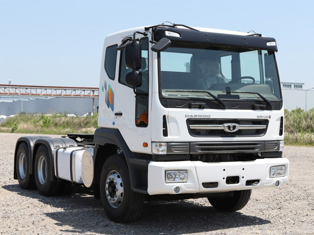 Xe đầu kéo Daewoo 350